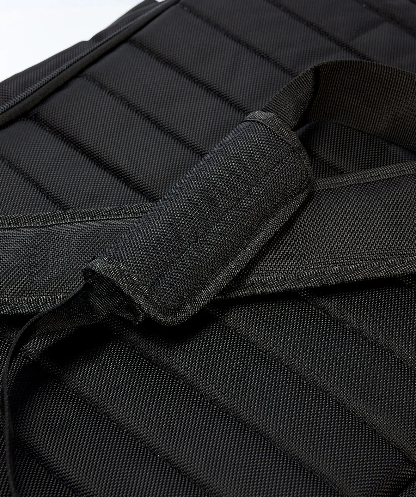 T1TAN Sportsbag zwart Best